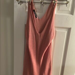 Elegant Never Worn Pink Sleeveless Knitted Top